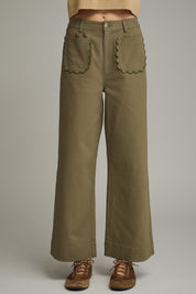 Scalloped Pocket Pants