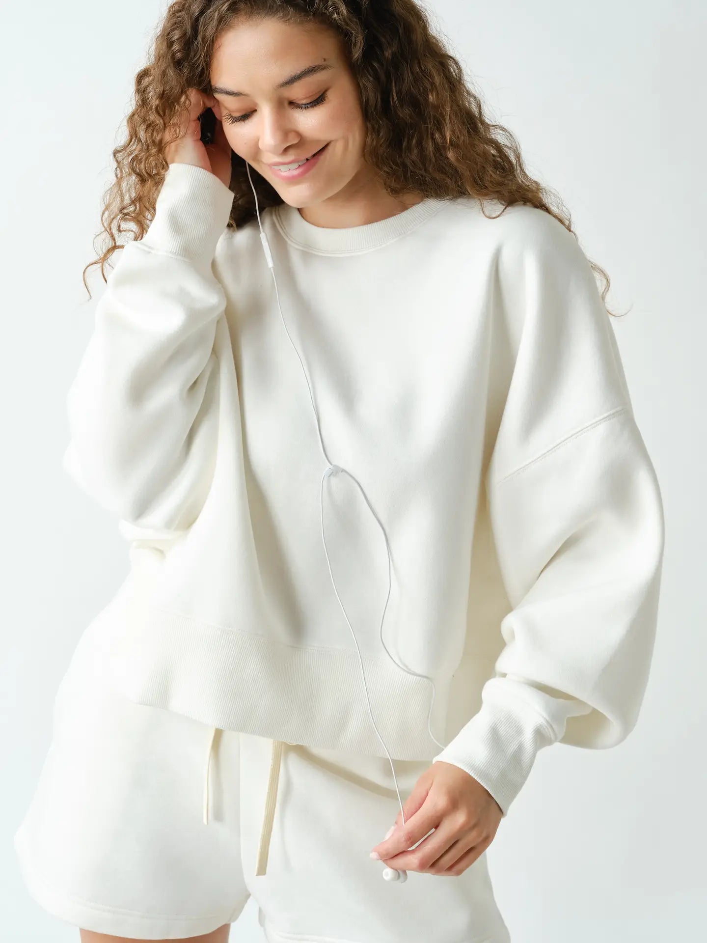 The Cloudwalk Sweatshirt Cream