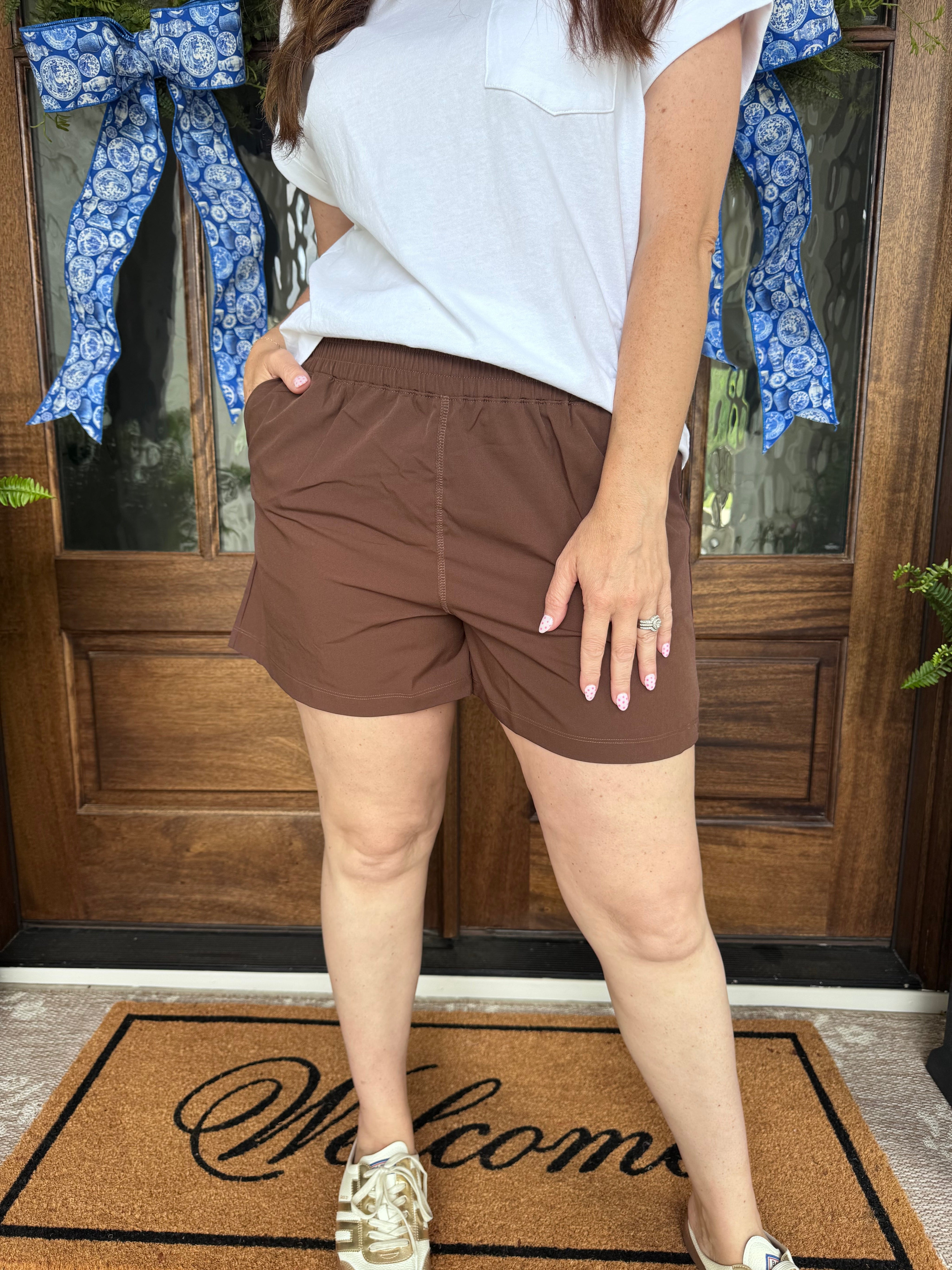 Athleisure Shorts Brown
