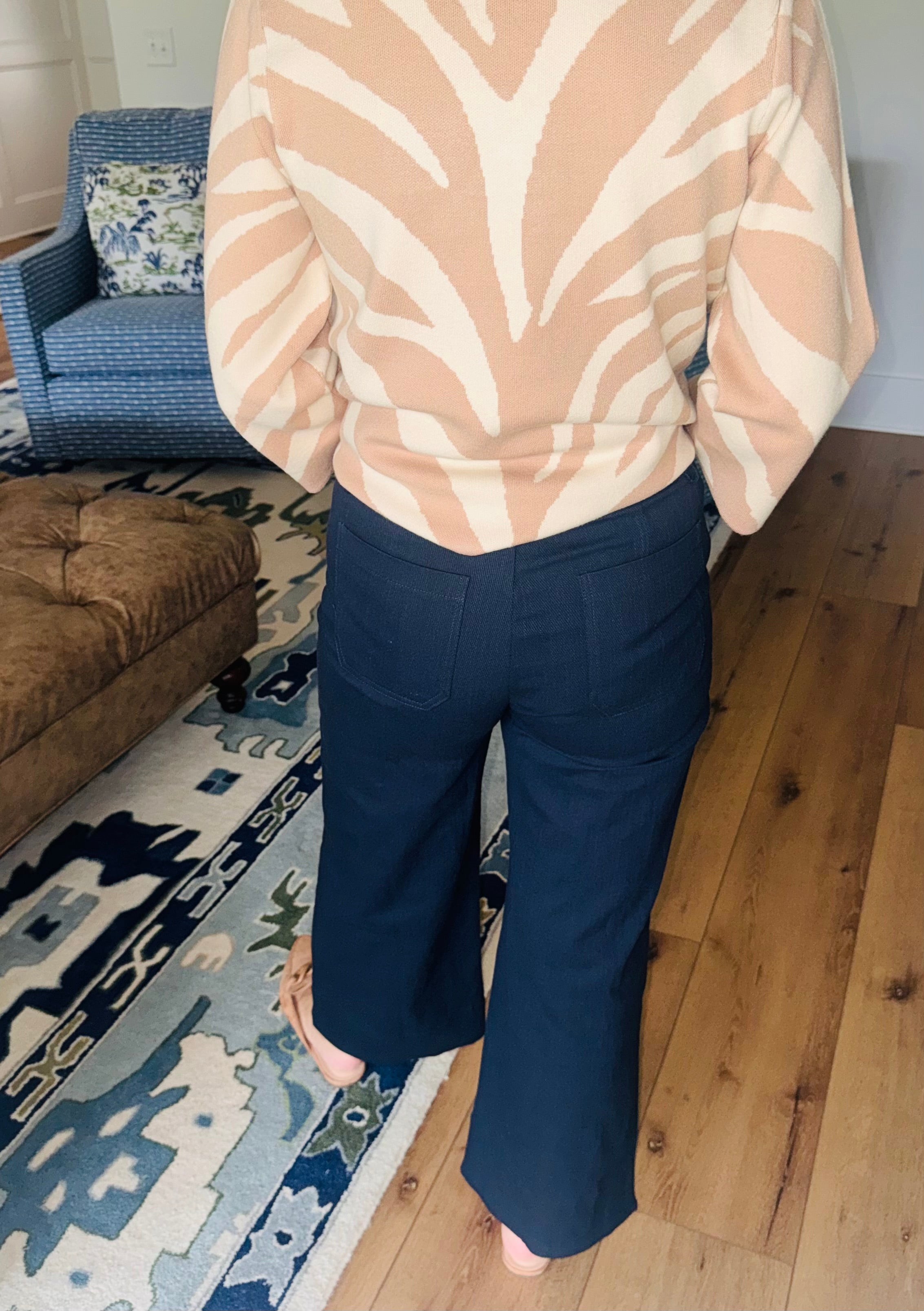 The Front Pocket Wide Leg Navy Pant