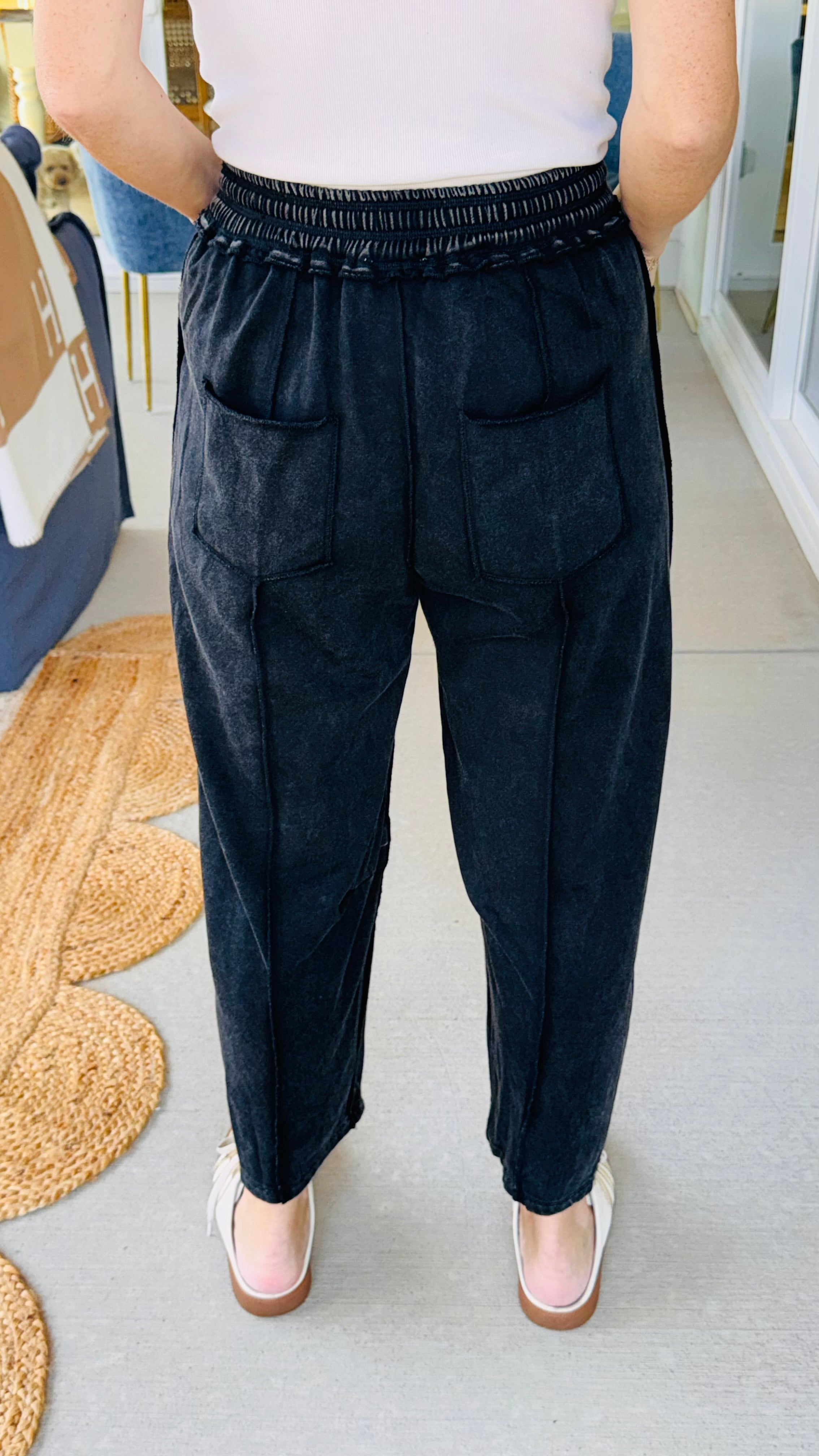 Barrel Fit Utility Acid Wash Pants Black
