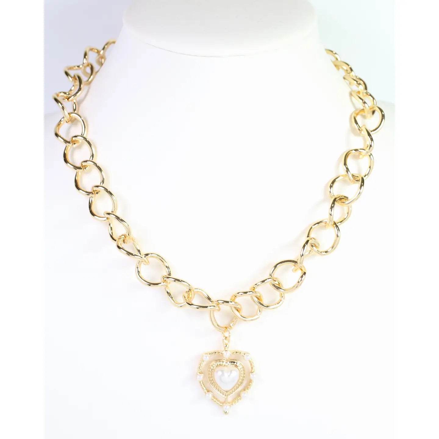 Bartle Chain Necklace with Heart Pendant Gold