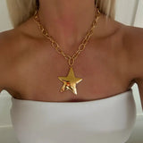 Chansutt Star Necklace Gold
